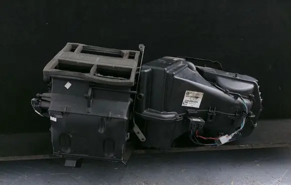 Interior heater climate box assembly
