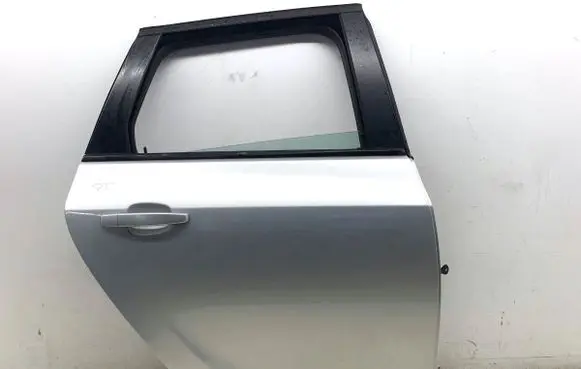 Opel Astra J Rear door Z176
