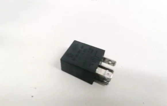 Renault Laguna II Other relay 7700414484