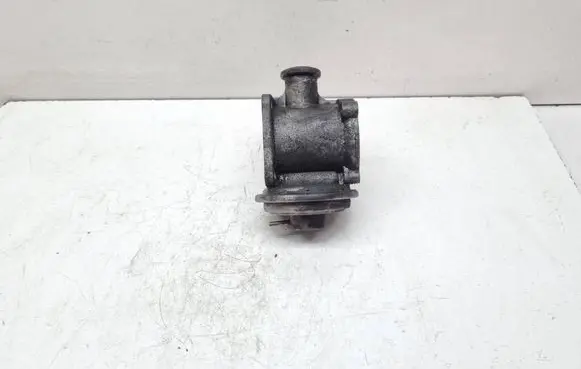 BMW 5 E60 E61 EGR valve 70045000