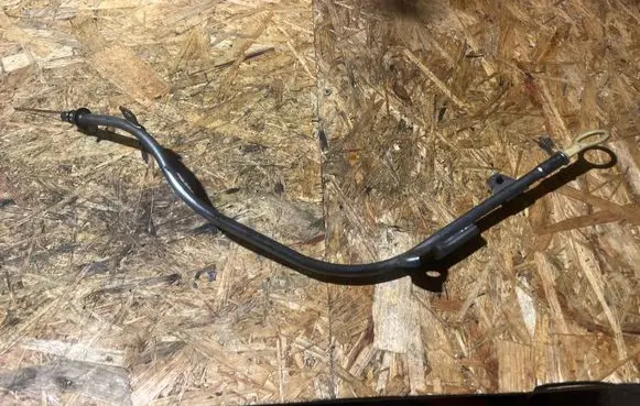 Nissan Navara D23 Oil level dip stick