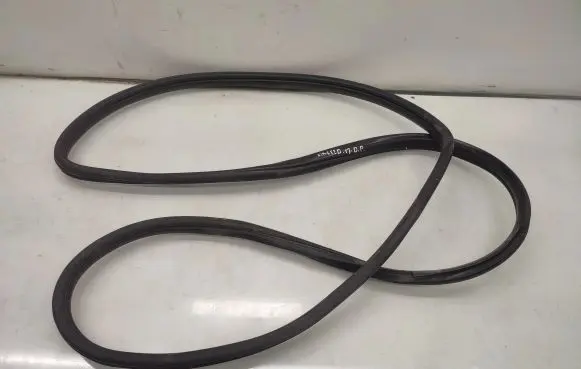 KIA Pro Cee'd II Front door rubber seal 