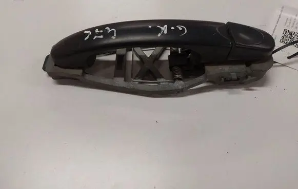 Volkswagen Touran I Rear door exterior handle