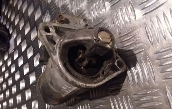 Nissan Almera Starter motor 233000M302 S114800B