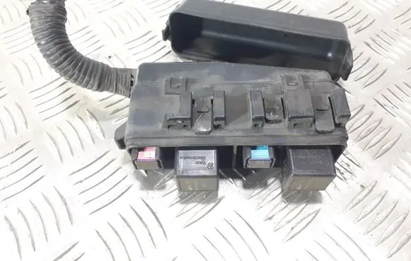 Mazda CX-7 Fuse module