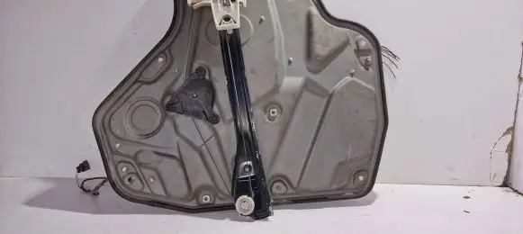 Skoda Octavia Mk2 (1Z) Sliding door window regulator with motor 1Z0839656A C15144 117778