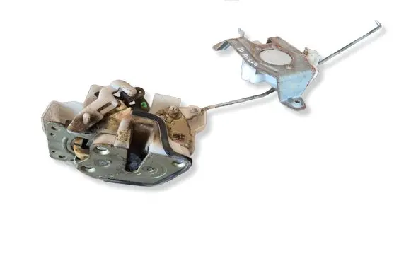Mitsubishi L200 Rear door lock MR462226