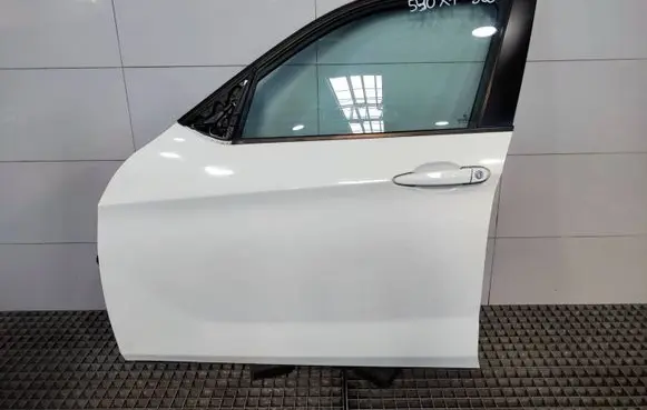 BMW X1 E84 Front door 