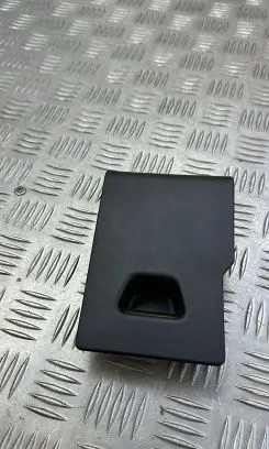 Renault Megane IV Fuse box cover 243130663R