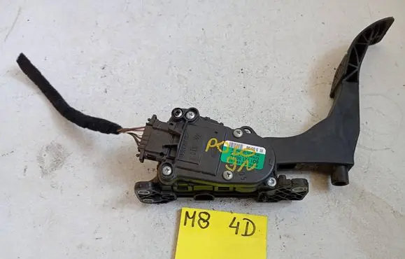 Volkswagen Polo IV 9N3 Accelerator throttle pedal 6Q1721503C 6PV00849101