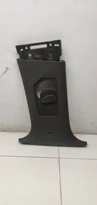Peugeot 5008 II (B) pillar trim (top) 9833347677