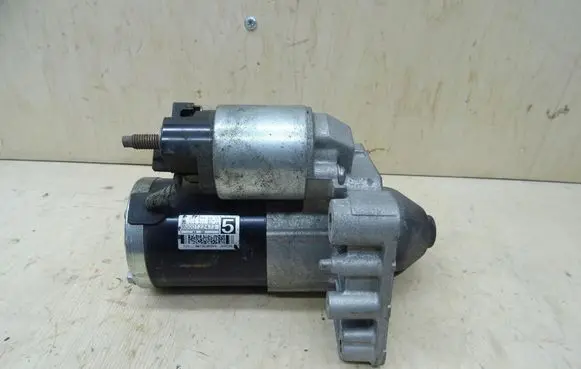 Citroen C4 II Picasso Starter motor