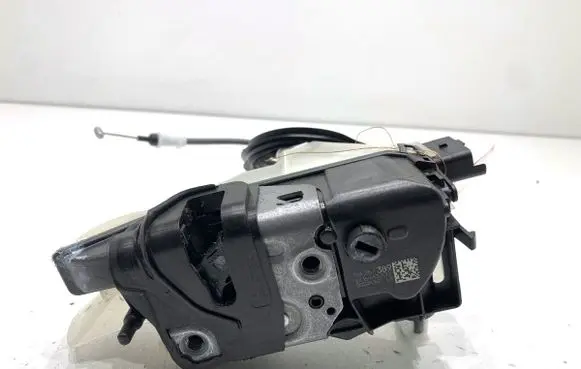 Opel Crossland X Front door lock 267389
