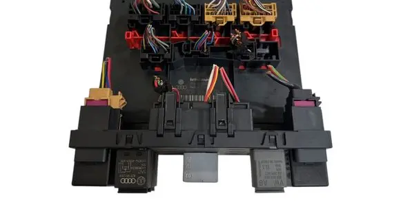 Skoda Octavia Mk2 (1Z) Comfort/convenience module 3C8937049E H54S2602 28143246