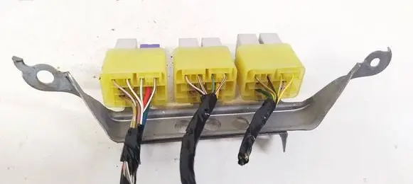 Toyota Corolla Verso AR10 Fuse box set 9008087019