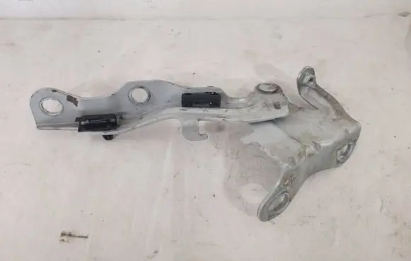 Hyundai i30 Engine bonnet/hood hinges