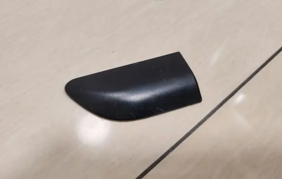 Mitsubishi Carisma Fender trim (molding) MR288237