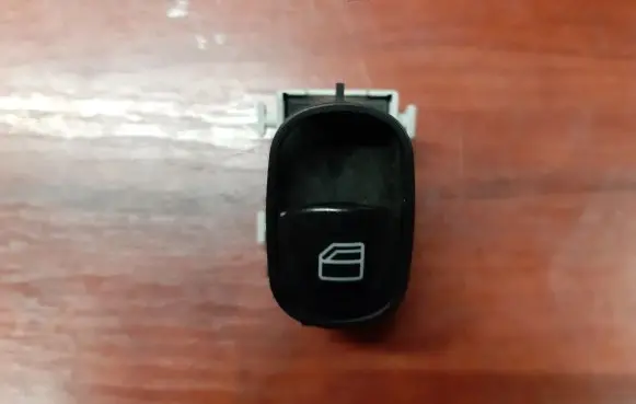 Mercedes-Benz CLK A209 C209 Other switches/knobs/shifts A2098203510
