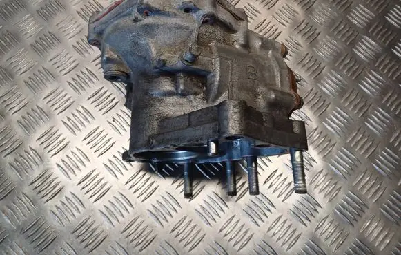Toyota RAV 4 (XA30) Gearbox transfer box case 80010 W82 2W116