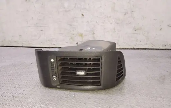 Peugeot Boxer Dashboard side air vent grill/cover trim LS385822