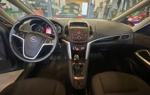 Opel Zafira C Dashboard deskazafirac