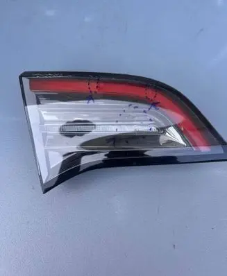 Tesla Model Y Tailgate rear/tail lights 150208800C 271501534281