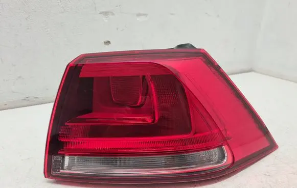 Volkswagen Golf VII Rear/tail lights 5G0945096M