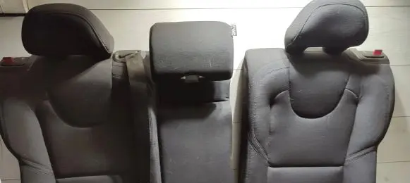 Volvo V40 Second row seats 
