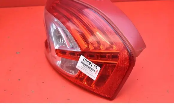 Peugeot 208 I Rear/tail lights 9672628280