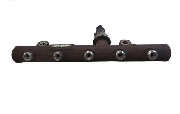 Volvo V50 Fuel main line pipe 9654720280