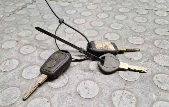 BMW 7 E38 Ignition key/card 