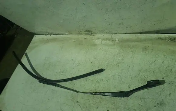 Ford Focus Windshield/front glass wiper blade 