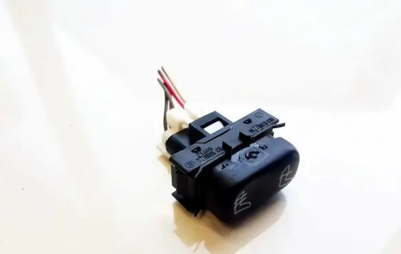 Mercedes-Benz ML W163 Seat heating switch 163820210