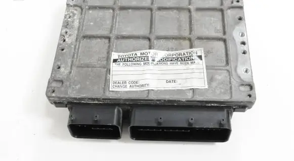 Lexus IS 220D-250-350 Engine control unit/module 8966153700