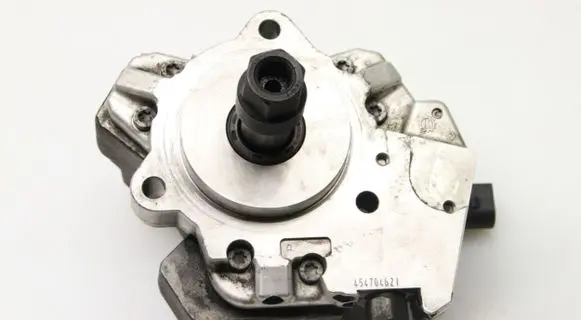 BMW 3 E90 E91 Fuel injection high pressure pump 7788670