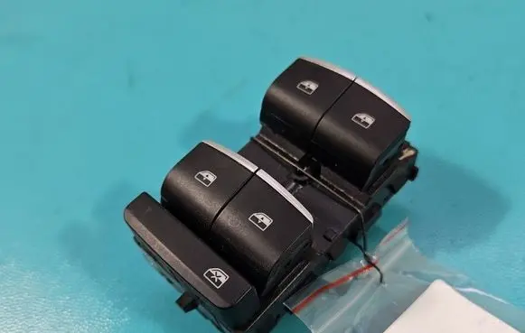 Alfa Romeo Stelvio Electric window control switch 01561291690 IMPRK1591560