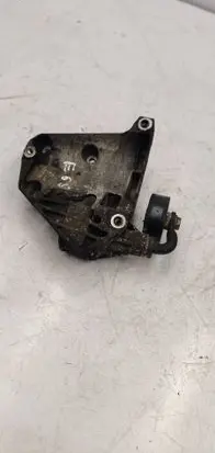 BMW 7 E65 E66 Generator/alternator bracket 7786708