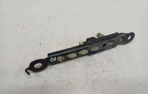 Toyota Auris 150 Seat belt adjustment rail