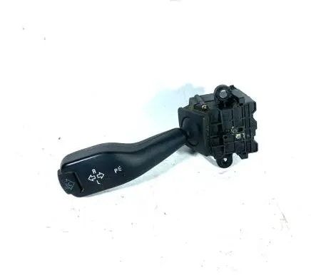 BMW 5 E39 Indicator stalk 8363668 61318363668 01104010
