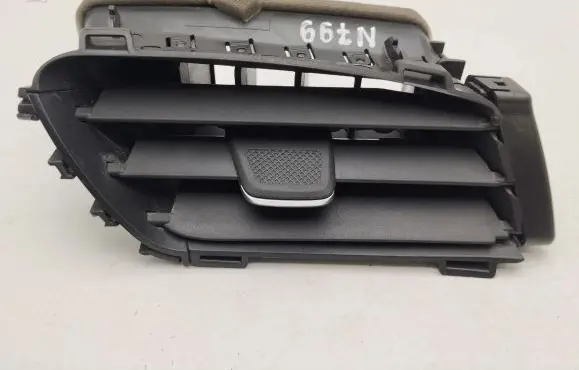 Chevrolet Corvette C7 Dash center air vent grill 23302471