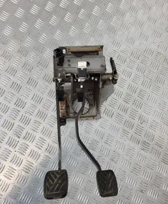 Suzuki Jimny Pedal assembly 