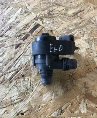 BMW 5 E60 E61 Electric auxiliary coolant/water pump 6922647 50018904