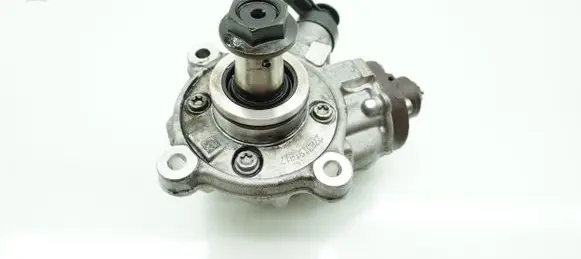 Jaguar XE Fuel injection high pressure pump 0445010706
