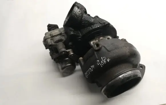 Mercedes-Benz C W204 Turbo A6511530094 A6510902780