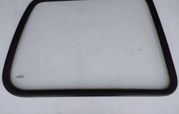 Volkswagen Caddy Rear side window 43R000015
