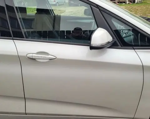BMW 2 F45 Front door