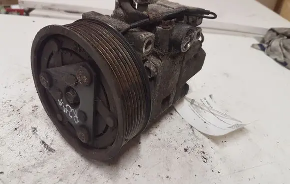 Mazda 6 Air conditioning (A/C) compressor (pump) B1110821