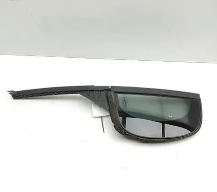 Peugeot 208 II Rear vent window glass 9823188780