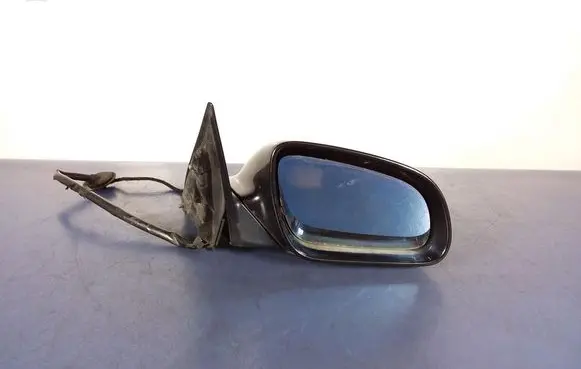 Audi A8 S8 D3 4E Front door electric wing mirror 