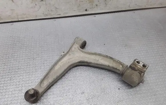 Opel Vectra C Front lower control arm/wishbone